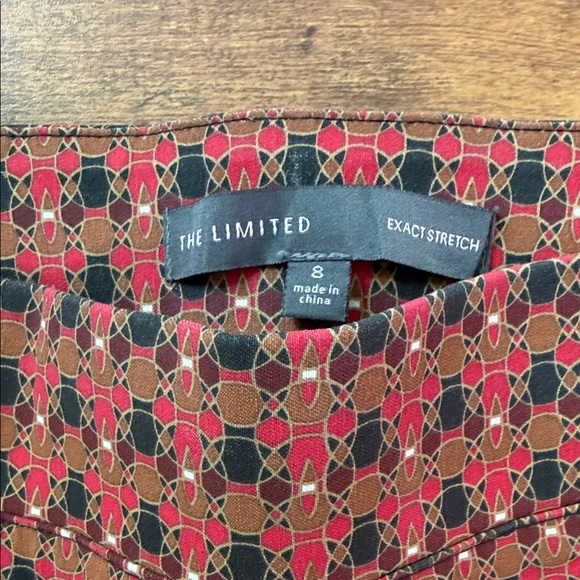 The Limited Women's Red and Black Geometric Cropped Pants - Picture 3 of 7